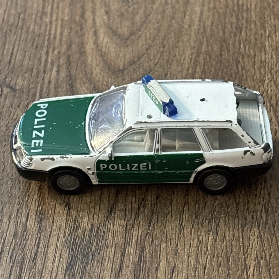 Vintage Diecast Siku Police audi A6 avant 2.8 Polizei german very rare - image 2 of 4