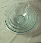 PYREX Nesting Mixing Bowls Clear Glass Set of 3 - 325 323 322