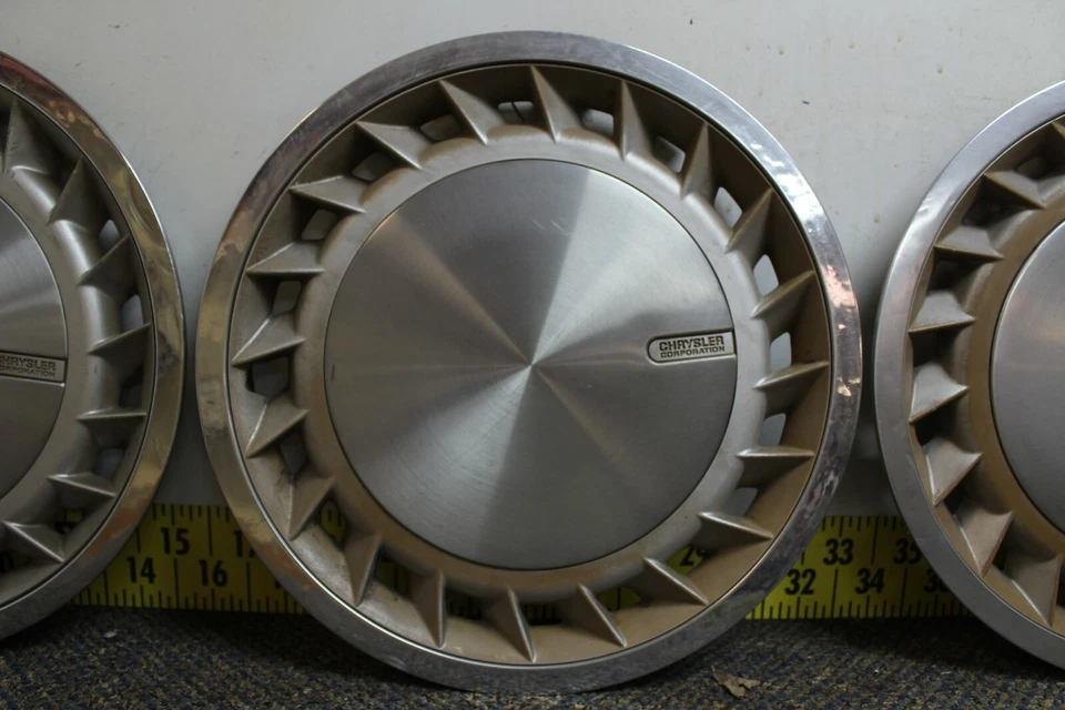 Juego de 4 tapacubos de 14" cubiertas de rueda OEM 464 1988-90 Plymouth Acclaim Voyager (2326 Foto 3 de 4
