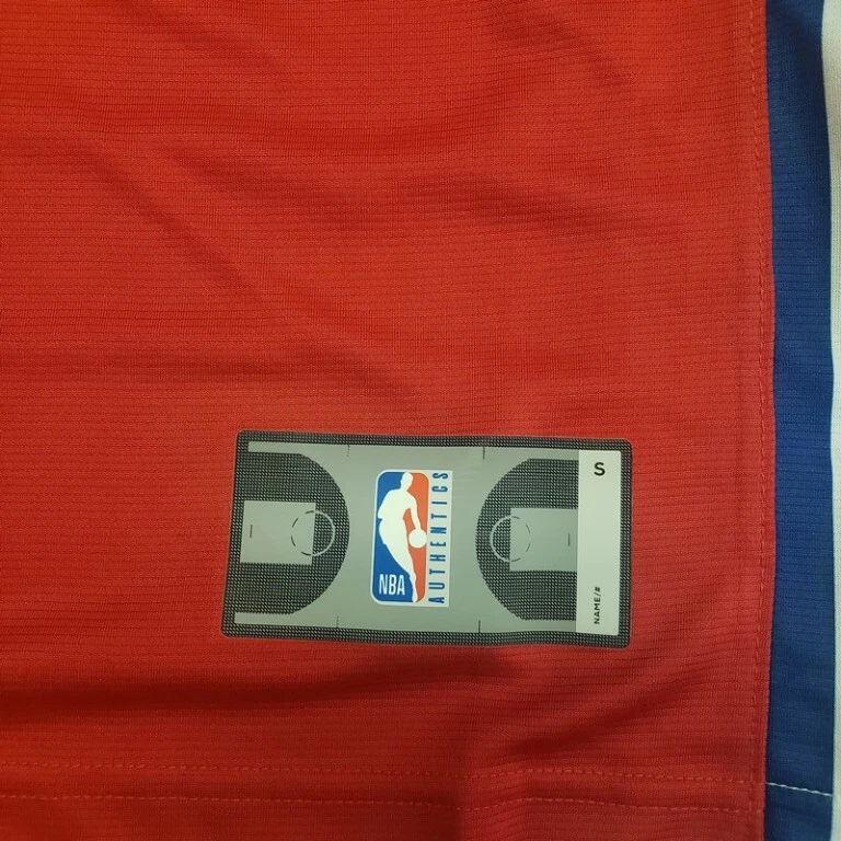 Camiseta masculina Fanatics tamanho pequeno NBA Philadelphia 76ers Ben Simmons #25 vermelha - Imagem 3 de 4