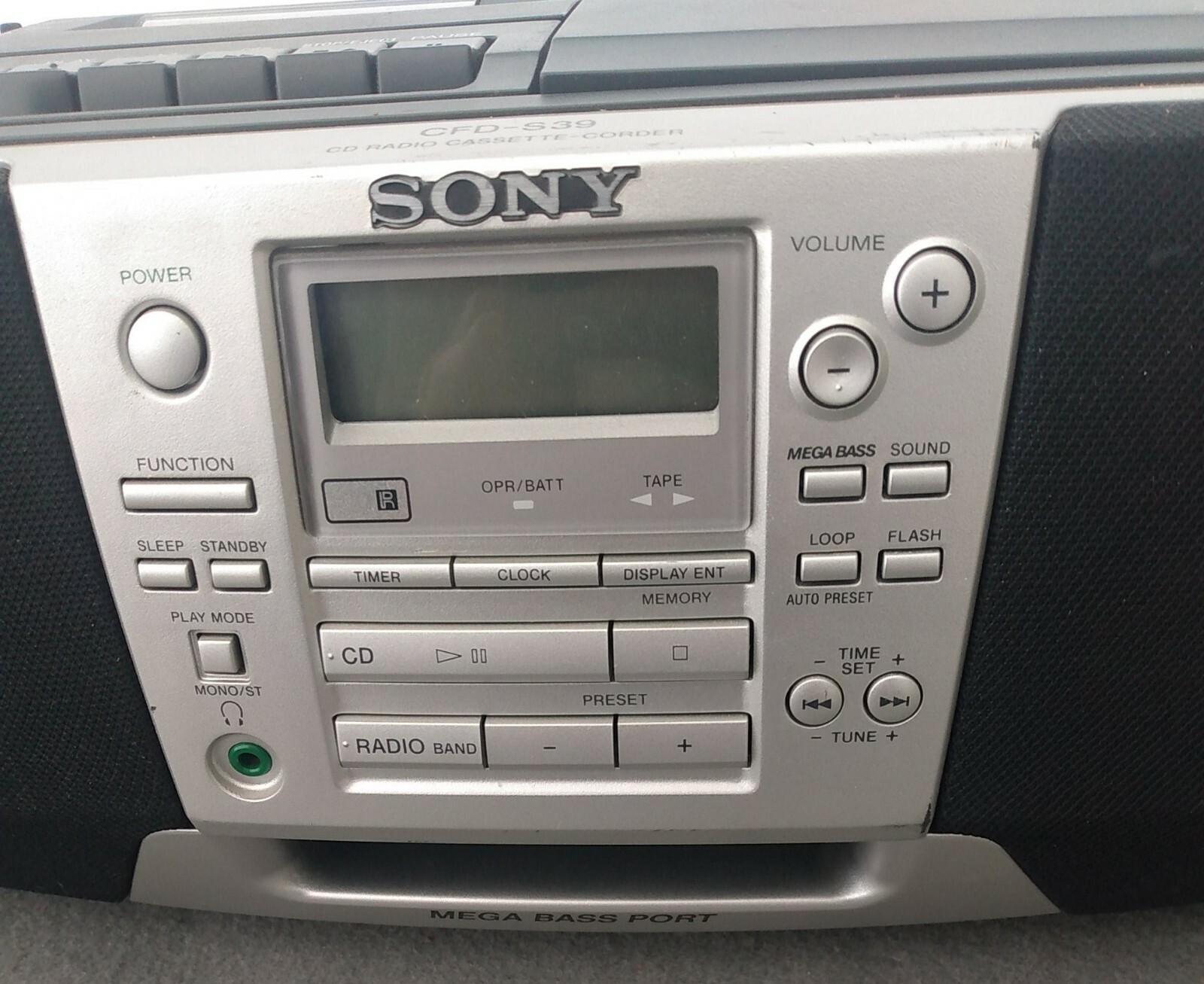 Sony Mega Bass CFDS39 CD Radio CassetteCorder Boombox Tested Great Sound eBay