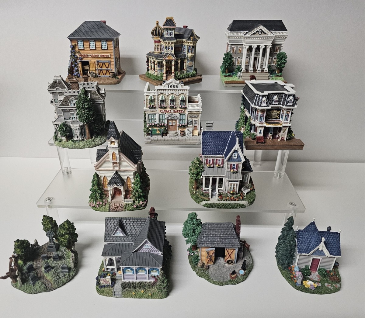 Miniature Town Liberty Falls Village lot of 12 NEW | eBay