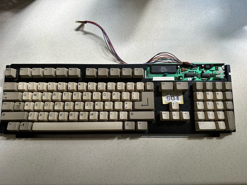 Amiga A500/plus Mitsumi Keyboard Slight Signs Yellowing Tested But Some Keys NW