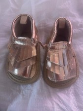 baby gap girl 0-3 months Mocc Sandals