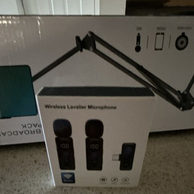 Wireless Lavalier Microphone, High Sensitivity, 20m Range, Broadcasting, Black