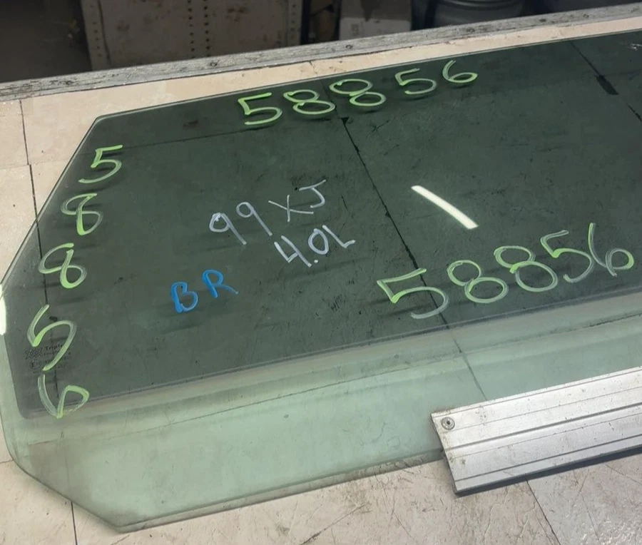 Jaguar XJ8 1998-2003 1996-1997 XJ6 lado del pasajero puerta trasera derecha ventana de vidrio Foto 2 de 4