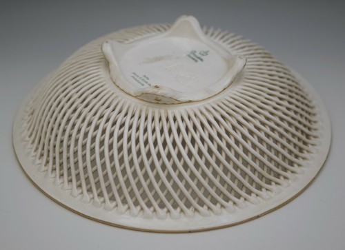 KLEMM DRESDEN PORCELAIN ANTIQUE LATTICE RETICULATED 9.75" BASKET BOWL BIRDS 1900 - Picture 6 of 8