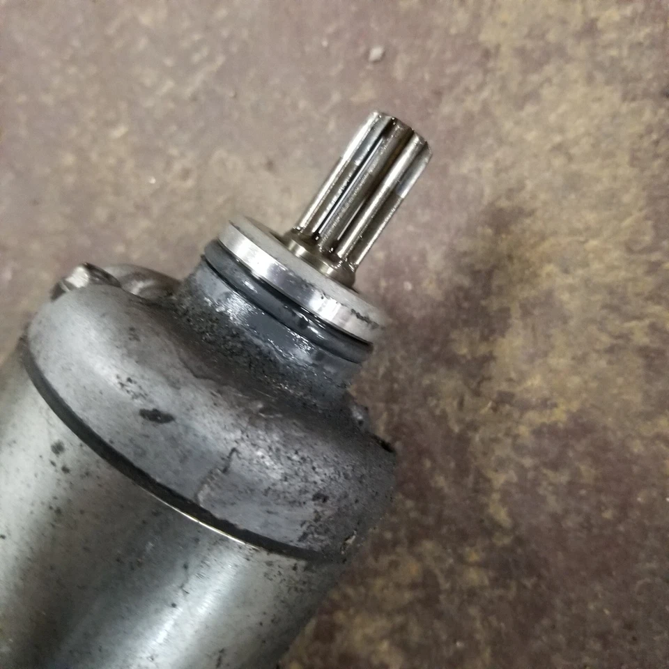 2007 YAMAHA FZ6 ENGINE STARTING STARTER MOTOR -DC 12V 5EB-81890-00-00 - Image 2 of 4