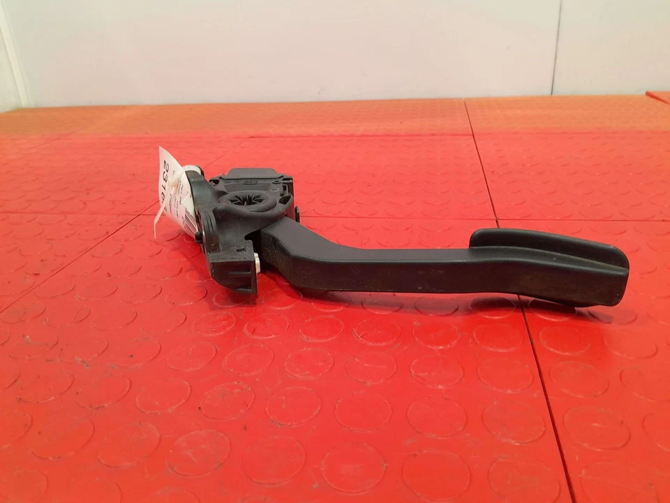 Conjunto de pedal acelerador Volvo XC60 2010-2017 pieza original OEM 31329062 Foto 4 de 4