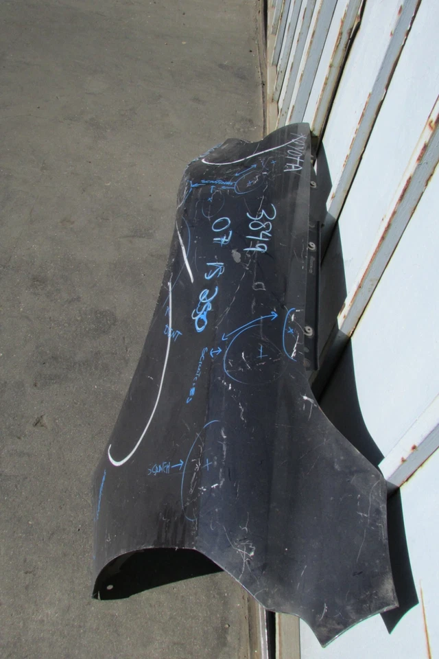 Guardabarros delantero izquierdo del lado del conductor Lexus IS250 2006-2007-2008 NEGRO OEM Foto 4 de 4