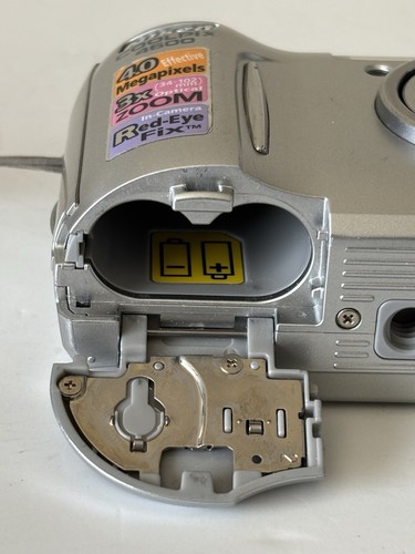 Nikon Digital Camera Coolpix 4600 4.0MP Silver 2GB Memory Card & Case Works Well - Bild 11 von 20