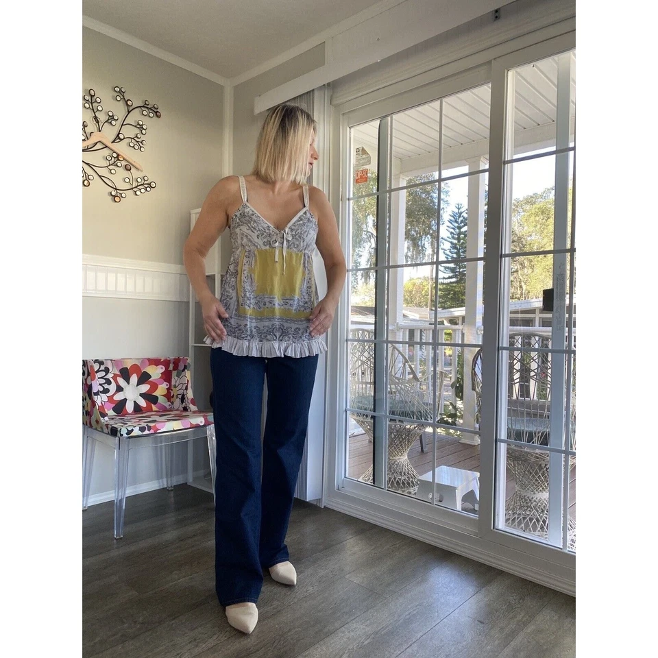 Lucky Brand 女式上衣灰色和黄色花卉棉/丝绸无袖 M 码 — 第 2/4 张图片