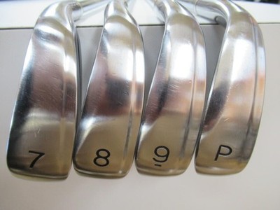PRGR Ei 2019 Eisen #7-9.P(4Clubs)/NS/Flex:R/Eisensatz