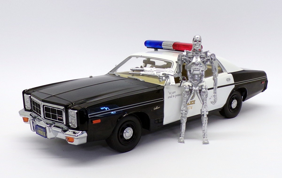 レア！ターミネーター2！1977 Dodge Monaco 1/24パトカー美品 Dodge Monaco Metropolitan Police - Terminator - 1977