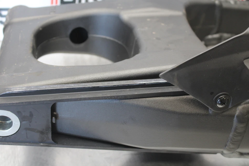 23-24 KAWASAKI NINJA ZX14R NEW!! REAR SWINGARM BACK SUSPENSION SWING ARM BB169 Foto 3 de 4