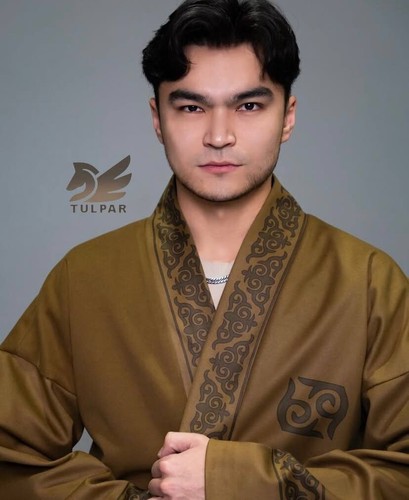 Shapan Chapan Kazakh Mongol Ethnic Luxury Clothing Jacket Oversize - Picture 2 of 3