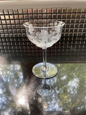 VINTAGE Raised Etched Roses Clear Champagne Glass 4.25''H