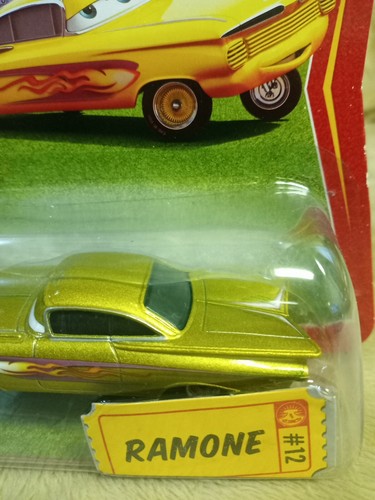 Disney World of Cars Original Gold Ramone #12 - Totalmente NUEVO - Imagen 2 de 9