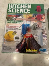 NEW IN SEALED BOX,  KIDZ LABS 4M KITCHEN SCIENCE EXPERIMENTS KIT STEM
