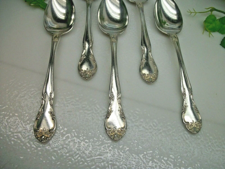 5 cucharaditas vintage Gorham plateadas NUEVA ELEGANCIA 1947 Foto 3 de 4