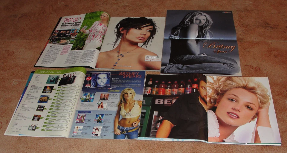 Britney Spears Collection lot of vintage items all for sale - Photo 2/4
