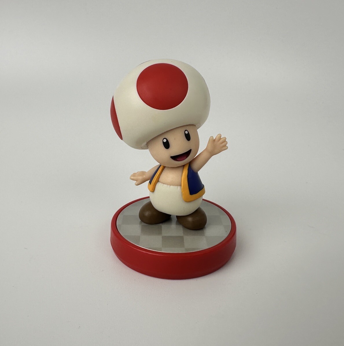 Nintendo Amiibo Toad Super Mario Bros Figure Switch Wii 3DS US