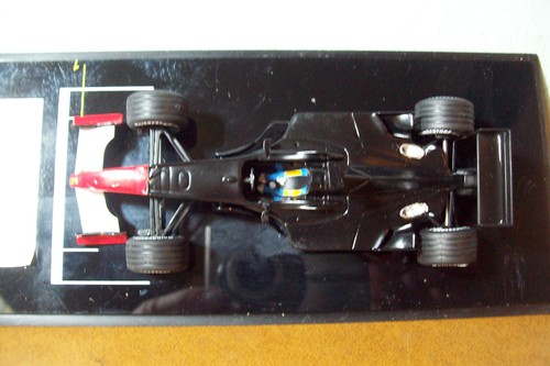 1/43 BBR KITS FERRARI F2000 MICHAEL SCHUMACHER TEST CAR - Picture 6 of 7