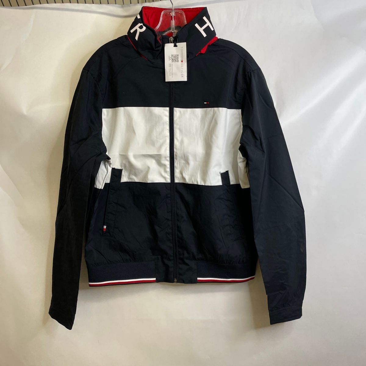 TOMMY HILFIGER Colour-Block Sail Bomber Jacket Men&apos;s Size XL Black