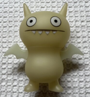 アグリードール　「ICE-BAT」　UGLYDOLL Amazon.com: GUND Ugly Doll Classic Plush Doll, Icebat : Toys & Games