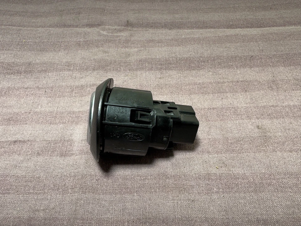 Ford Focus ST 2014 2012-2018 botón de parada de arranque del motor Foto 4 de 4