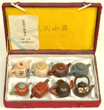 Set of 8 Miniature Chinese Asian Yixing-Style Tea Teapots Doll w/ Decorative Box