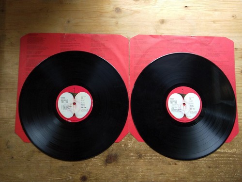 The Beatles Red Album 1962-1966 VG 2 x Vinyl LP Record Album PCSP717 (K1) - Picture 5 of 5
