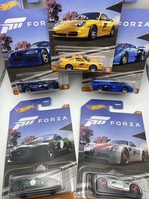 2023 Hot Wheels Walmart Exclusive Forza - Set of 5 Porshe 911 - Bugatti - BMW 
