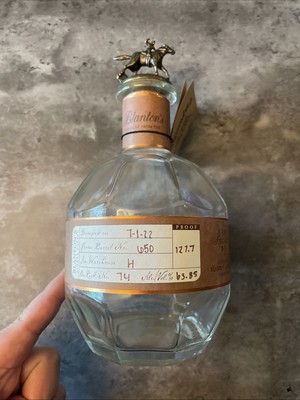750ml Blantons Straight from the barrel bourbon Whiskey bottle S Topper   