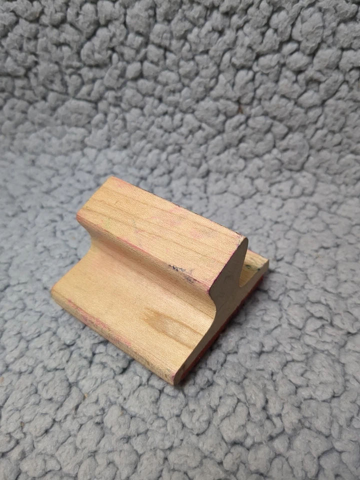 Sello de goma vintage 1992 Inkadinkado montado en madera "Amy" con borde de gato Foto 4 de 4