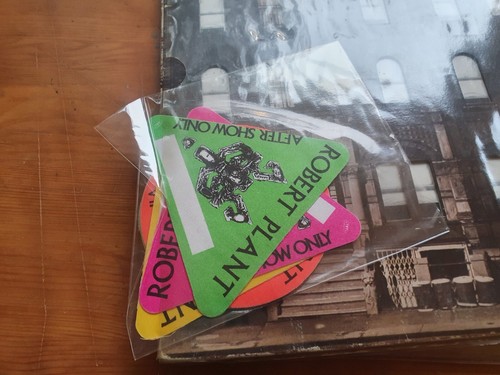 LED ZEPPELIN PHYSICAL GRAFFITI *SIGNED by ROBERT PLANT* UK Original 2x LP EX+ - Imagen 3 de 10