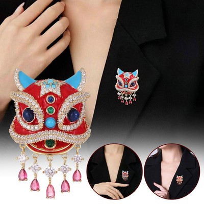 Lion Dancing Brooch O4K8 U7X9