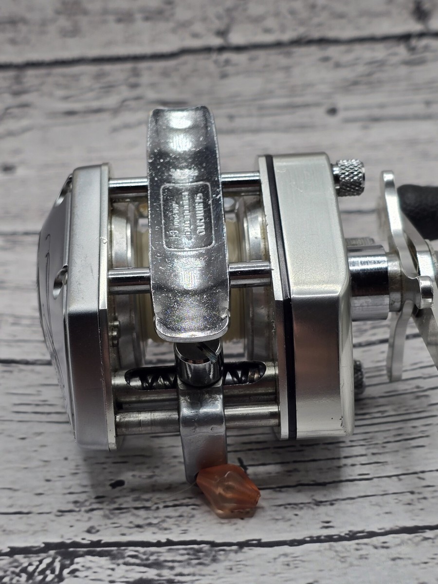 Vintage Shimano Bantam Mag Model No. 100SG Bait Casting Reel