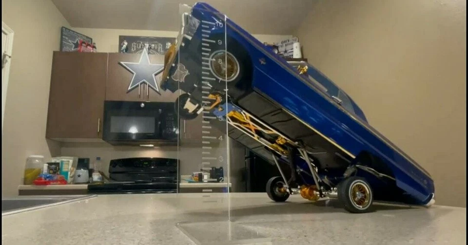 Redcat 64 Lowriders Hop stick colors - Image 2 of 4