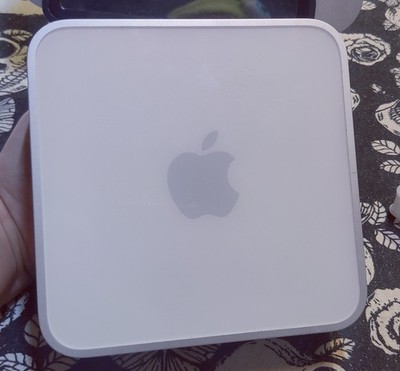 Apple Mac mini A1283 Desktop - MB463LL/A (March, 2009)