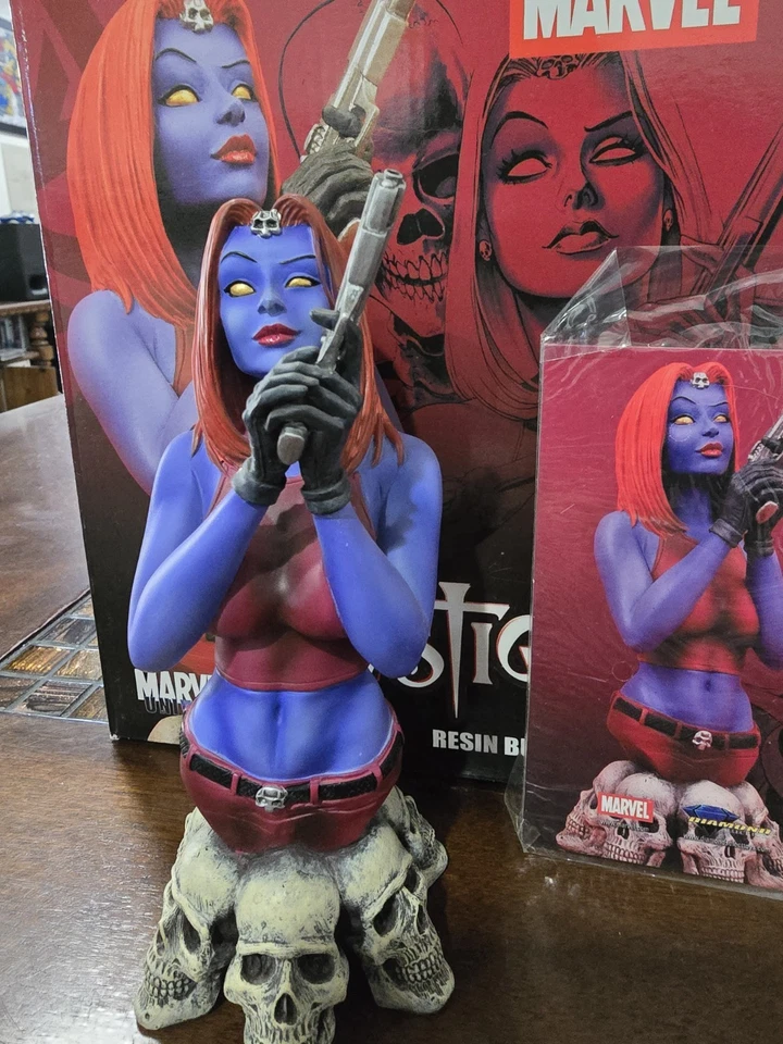 2004 MARVEL UNIVERSE MYSTIQUE 6" Resin Bust Comic X-Men MCU Gift Diamond Select - Image 2 of 4