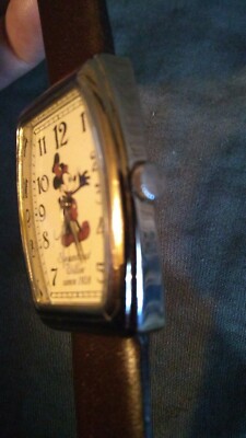 DISNEY STEAMBOAT WILLIE MICKEY MOUSE WATCH BROWN LEATHER  display picture 1