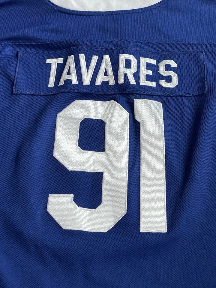 John TAVARES Toronto Maple Leafs Officially Licensed YOUTH Jersey sz: L/XL - Image 2 of 4