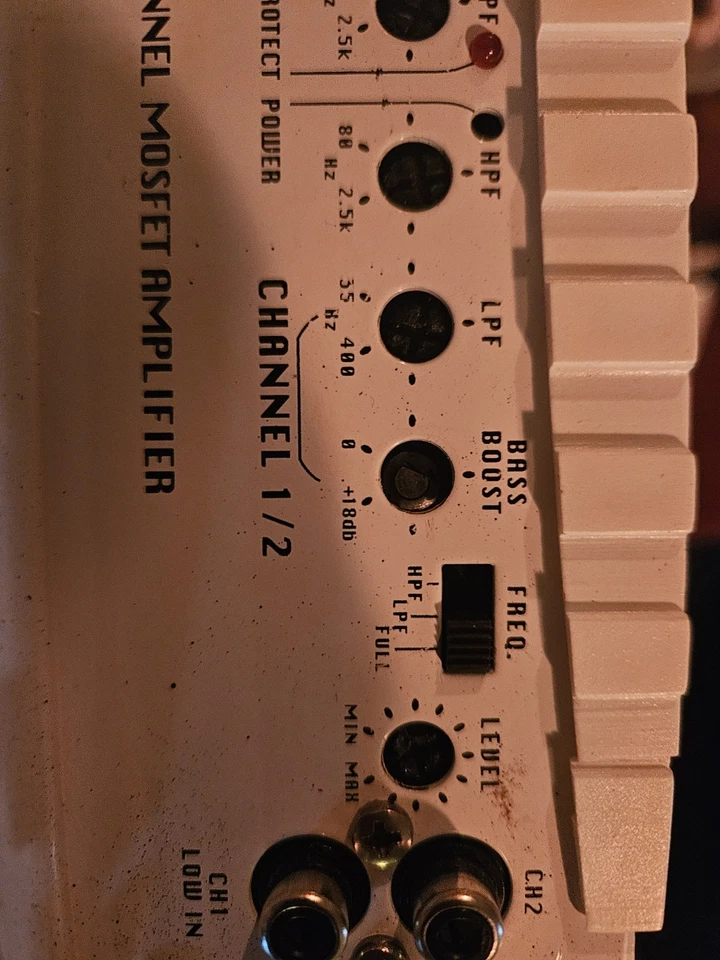 marine 4 channel 1000 watt amplifier - Image 3 of 4