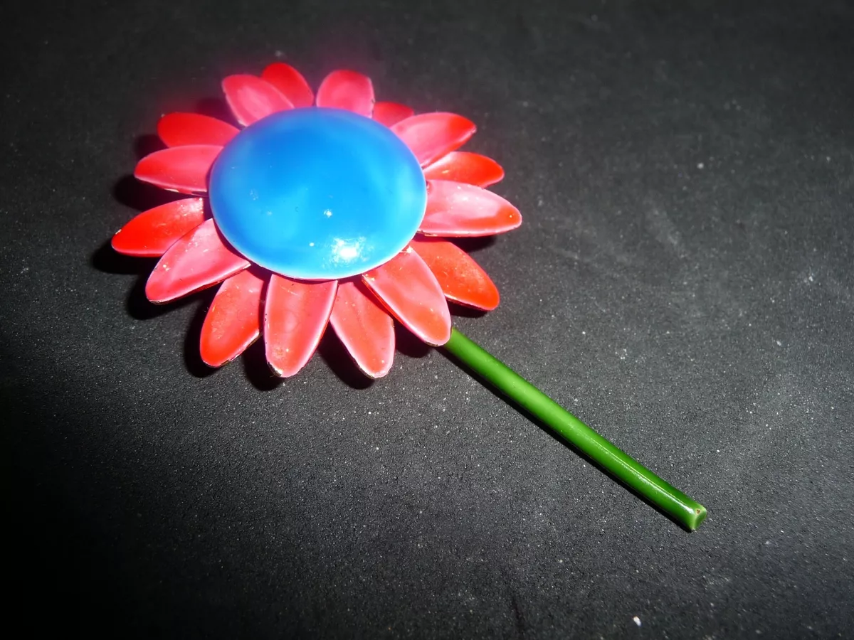Original by hotsell robert brooch