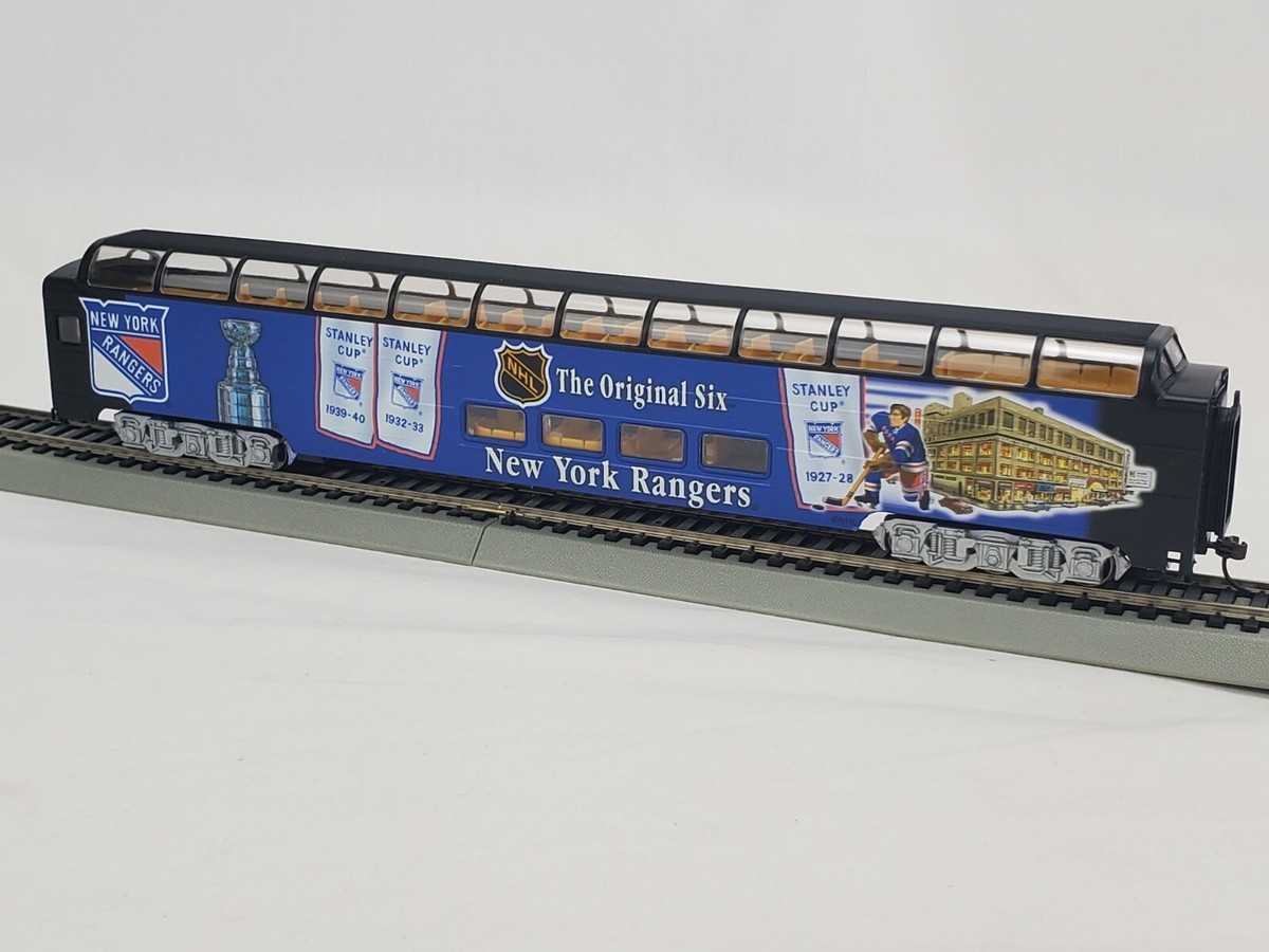 Bradford Exchange Hawthorne Village NHL Original Six Express Train