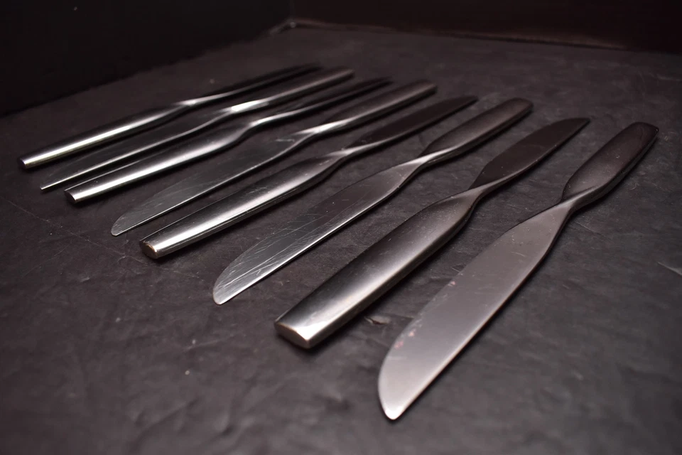 8 cuchillos de cena SASAKI doble hélice acero inoxidable torcido cubiertos Foto 3 de 4