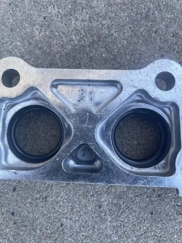 Harley Davidson OEM push rod caps used XL Sportster 1200 2021 - Picture 2 of 7