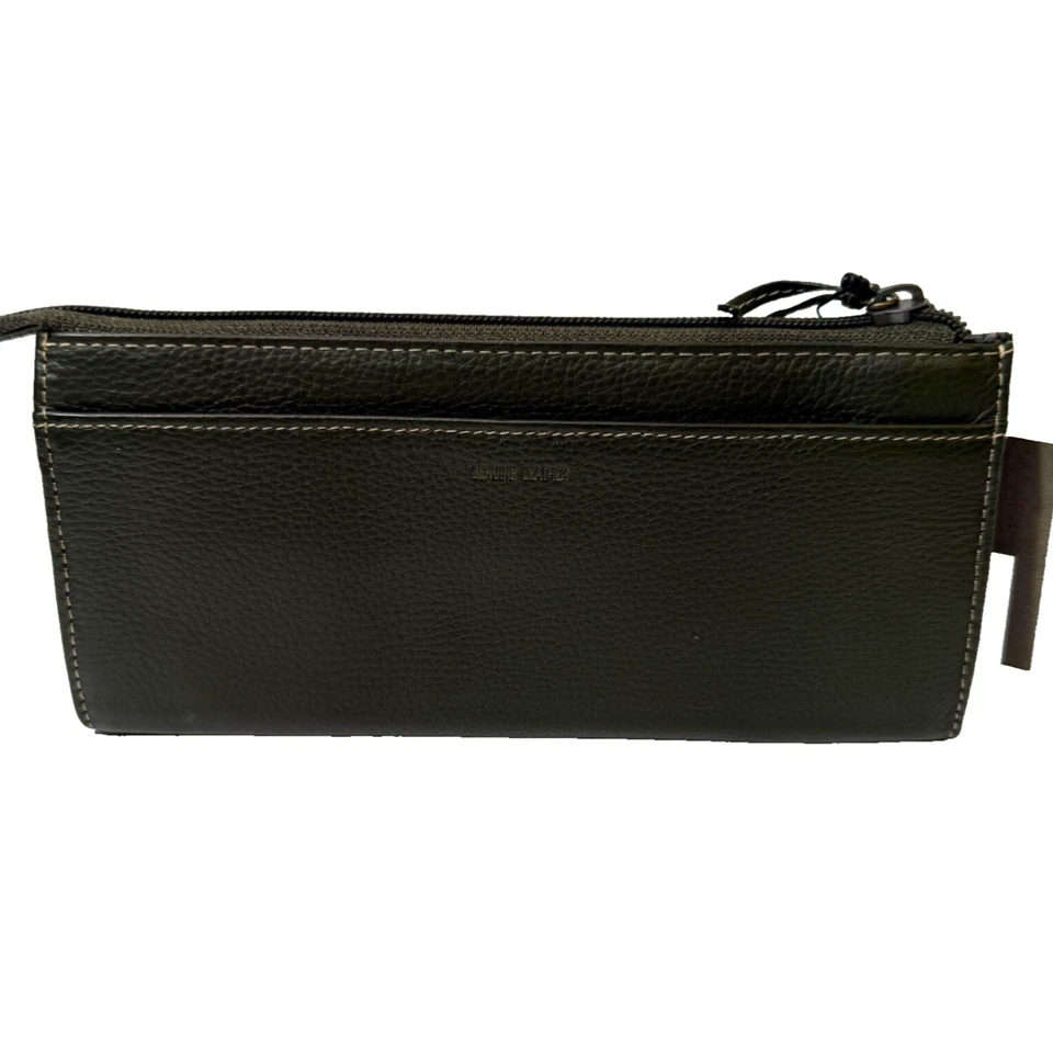 NEW! Merona Leather Clutch/Wallet Dark Green  8x4x2" Zip Closure Snaps Pockets - Image 2 of 4
