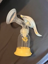 Medela Harmony Manual Breast Pump
